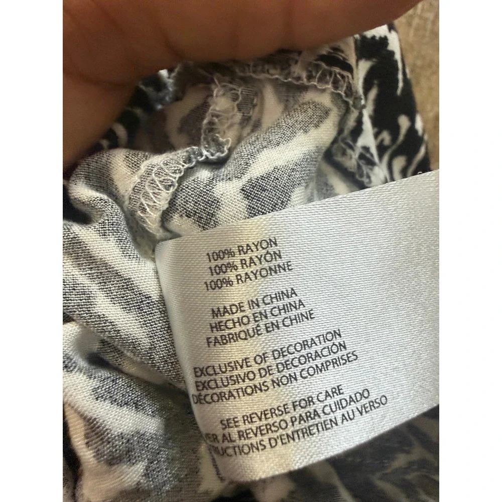 Wildfox Womens Black White Geometric Ikat Diamond Rayon Shorts Size L High Waist